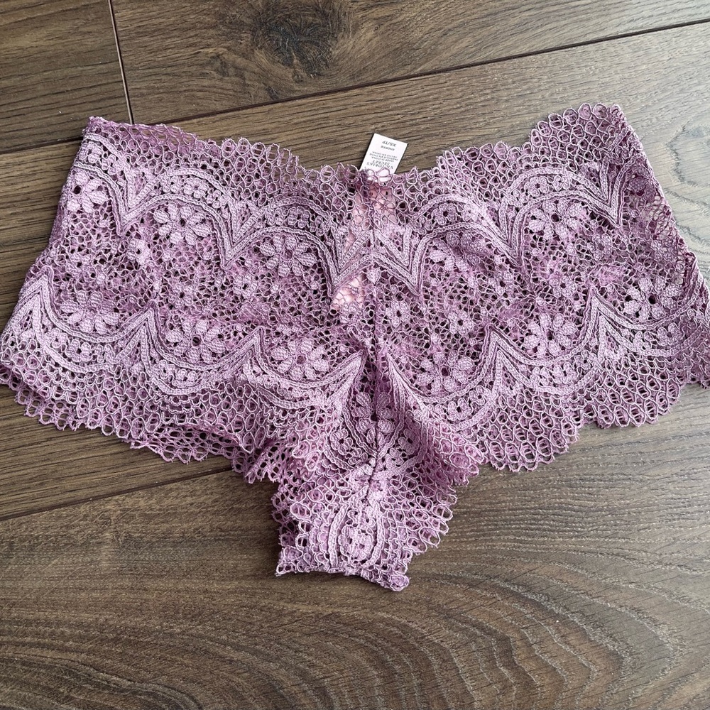 Victoria’s Secret Shortie Panties (NWT)